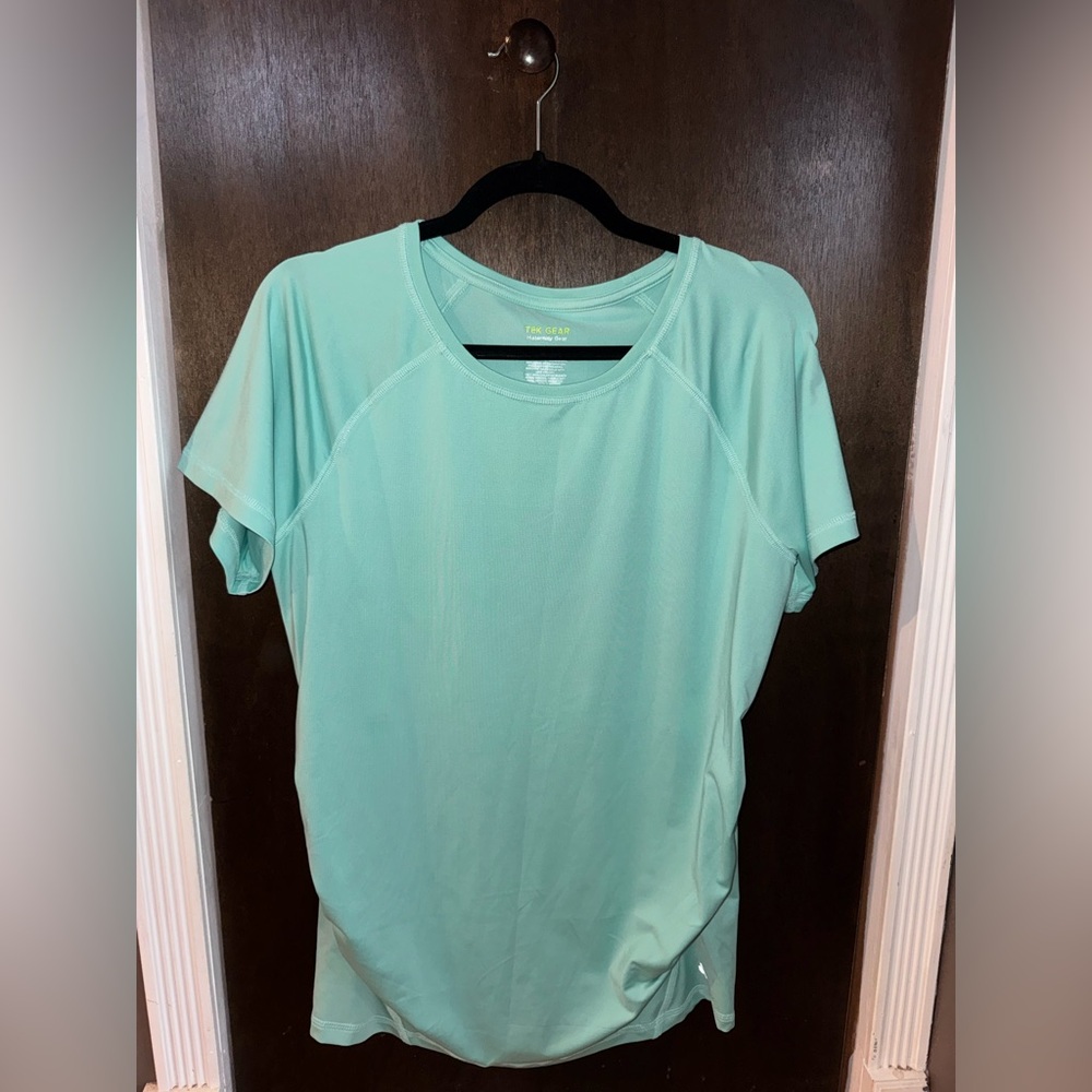 Maternity Tek Gear Mint/Seafoam Performance Top